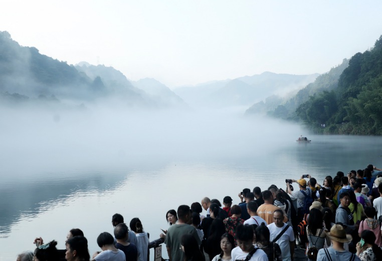 湖南郴州：“亲水游”清凉一夏_fororder_11
