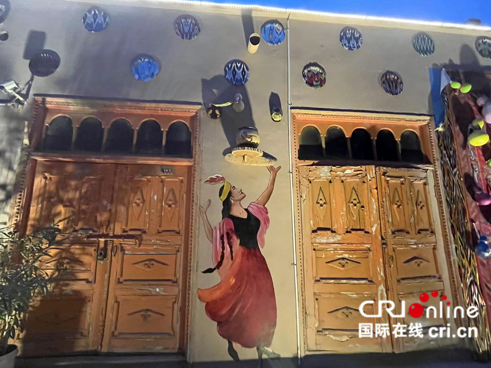 漫步库车老城 感受多彩民族文化_fororder_图片1_副本