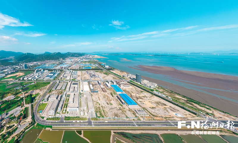 福州市上半年攻坚引入高质量产业项目400余项 总投资超千亿元