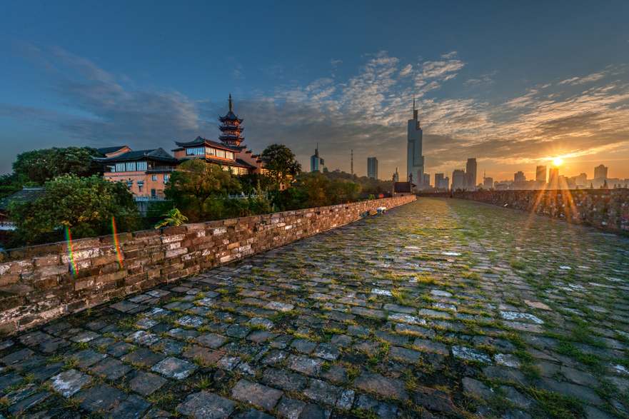 Hello World! This is Nanjing City Wall!_fororder_3