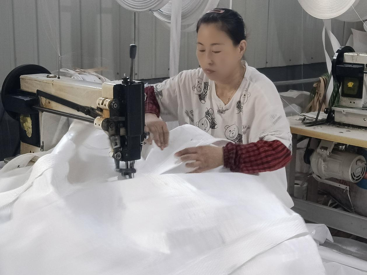 河北海兴：“微工厂”助力村民家门口就业_fororder_图片6