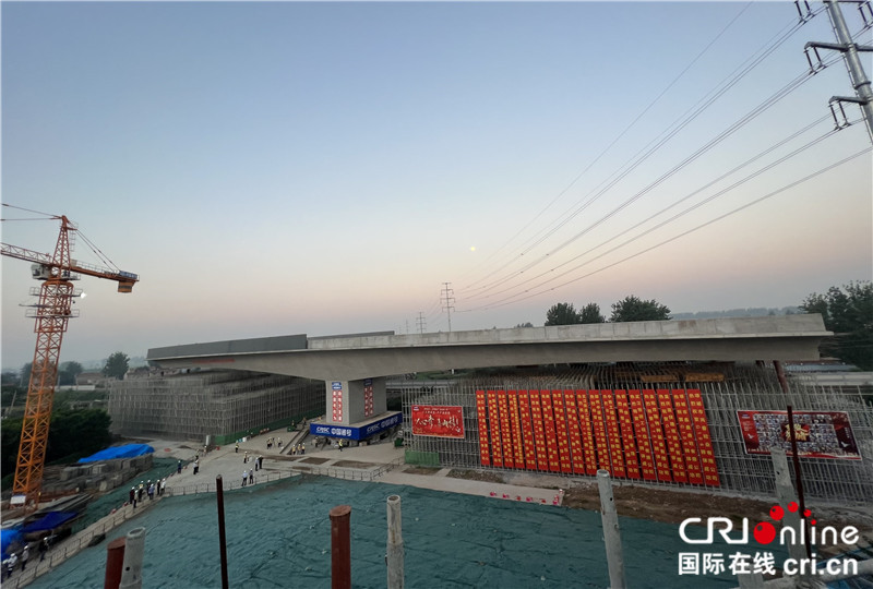华丽转身！G106上跨漯阜铁路立交桥成功转体_fororder_微信图片_20230803100046