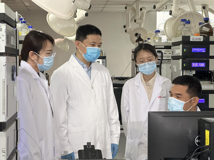 跟着总书记看中国｜做好“中国药” 为人民健康保驾护航