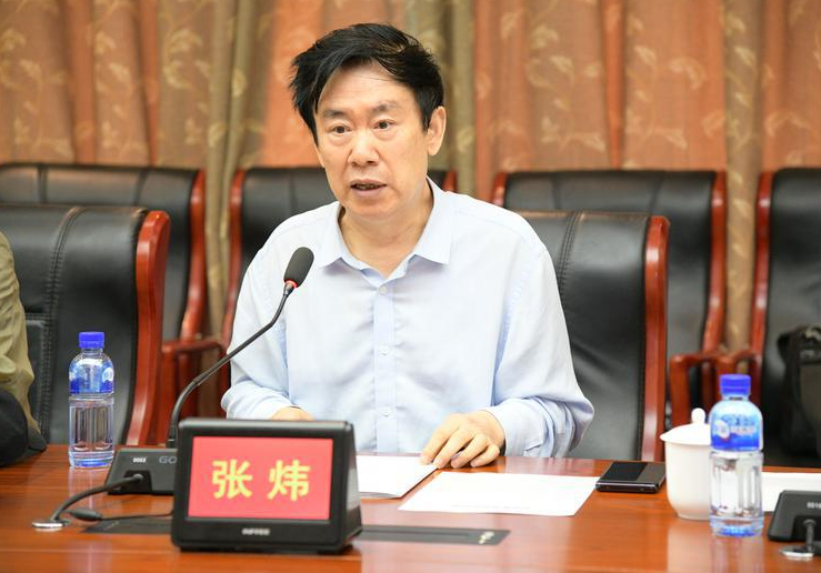 一场群英会，九位文艺大咖，为了这个话题共聚烟台！