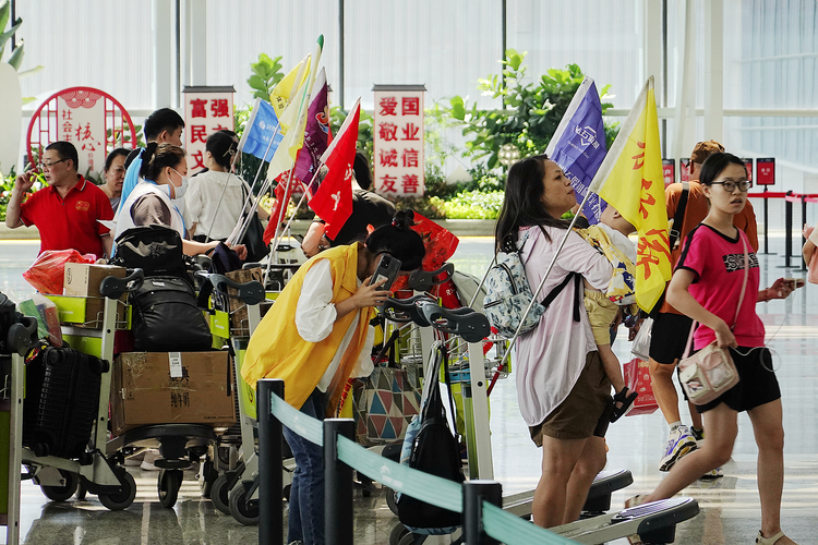 广州白云机场8月6日客流量破22万人次 创今年来单日新高_fororder_图片1