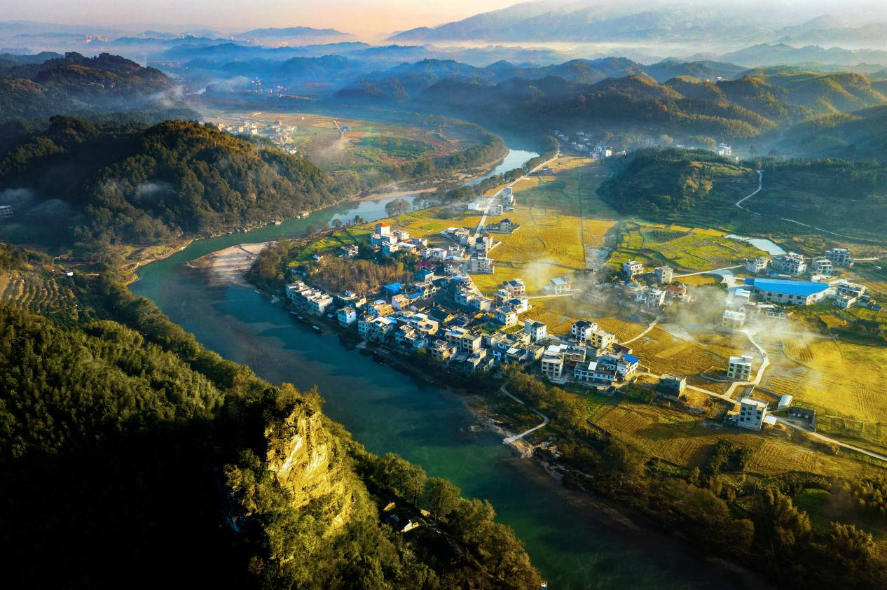 湖南新宁：生旅融合绘出“金山银山”_fororder_图片2