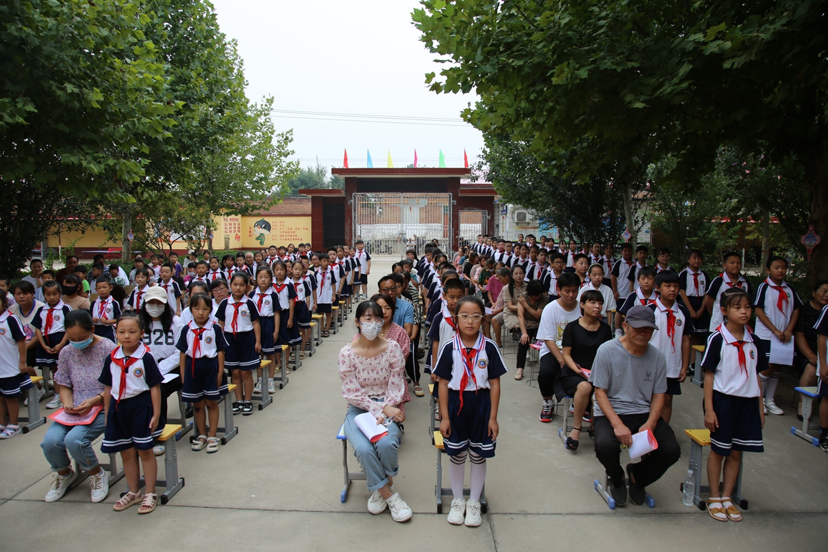 保定市满城区举行“躬耕教坛 强国有我”庆祝教师节活动_fororder_满城区许村学校举行庆祝教师节活动 摄影 宋王晗.JPG