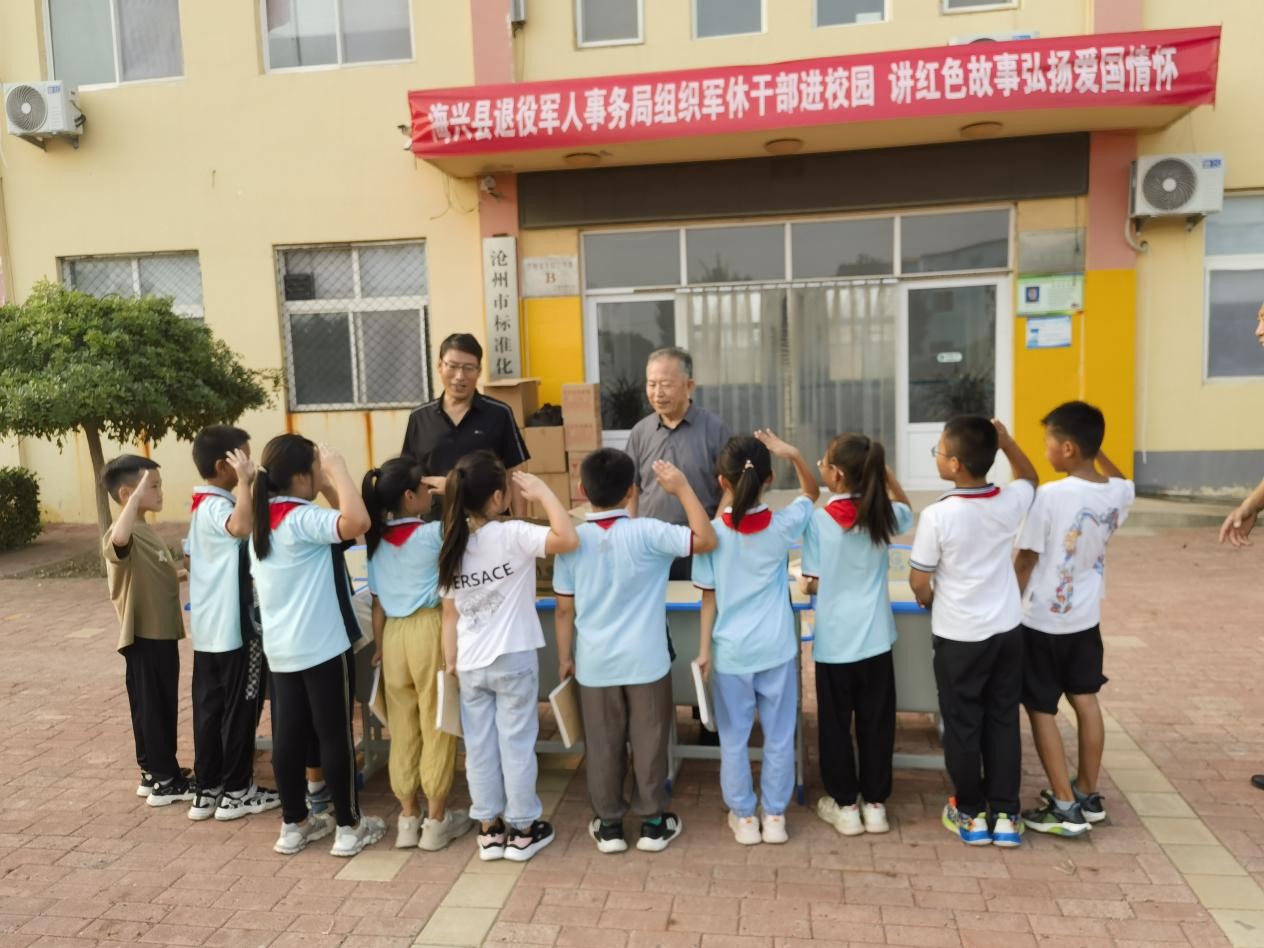 河北海兴：讲述红色故事 弘扬爱国情怀_fororder_图片2