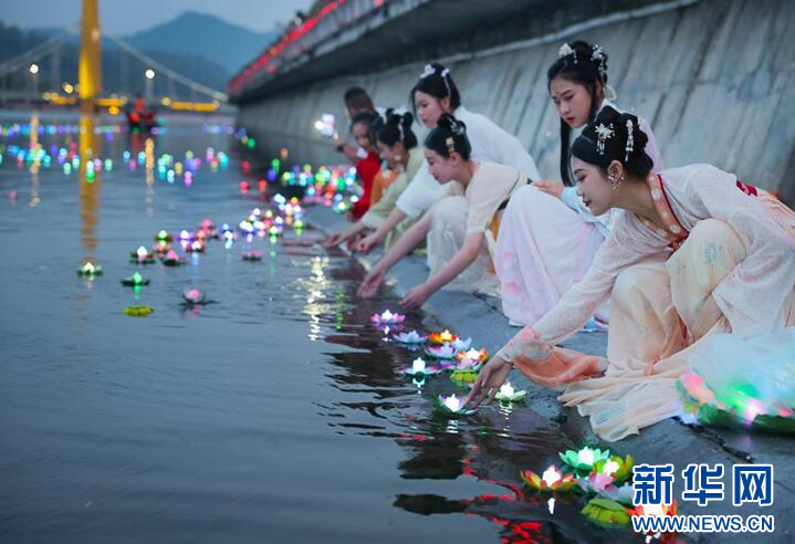 湖北郧西：七夕习俗焕发新的生机