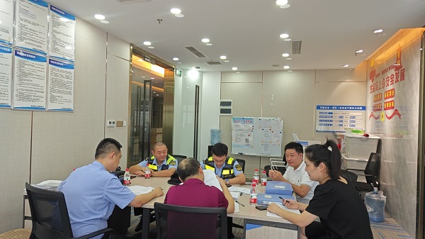重庆江北警方全面开展隐患清查深入推进执法领域突出问题专项整治_fororder_2