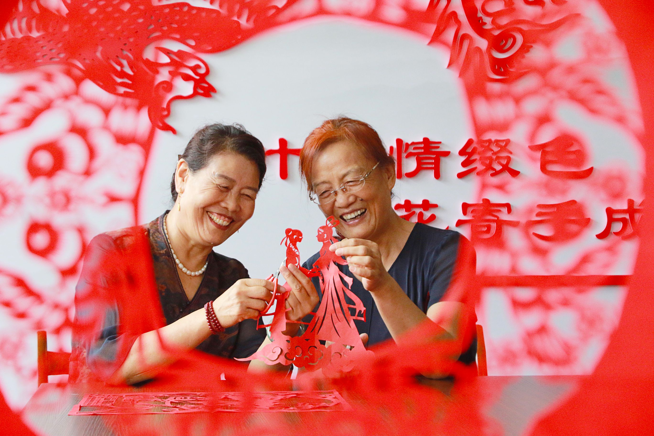 山东：简约大方，我们这样过七夕