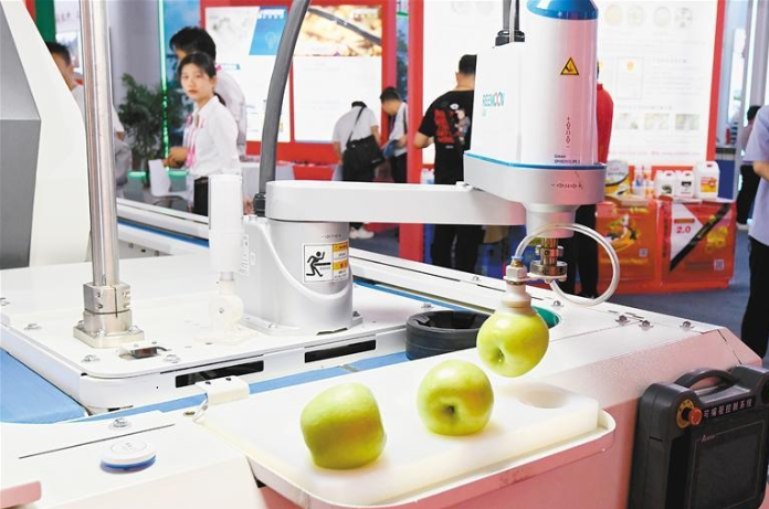 智能分选：短短几十秒 给苹果全身“拍CT”_fororder_微信图片_20230921091935