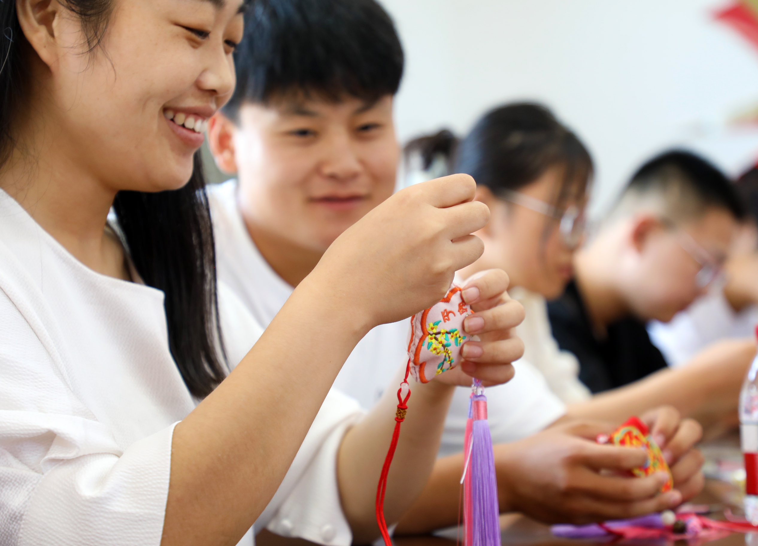山东：简约大方，我们这样过七夕