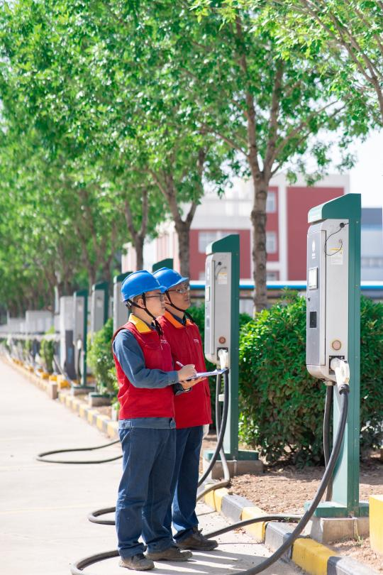 State Grid Shaanxi Offers Considerate Services to Empower Millions of Households_fororder_图片4