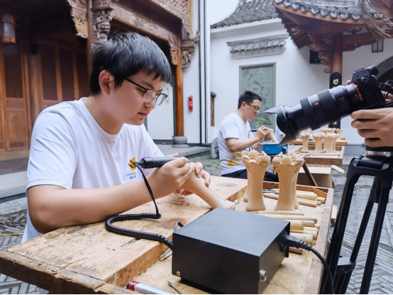 来自东阳！我们找到了亚运颁奖花束别具一格的秘密_fororder_1695784848188_65139f90ce023a0001cca0ae