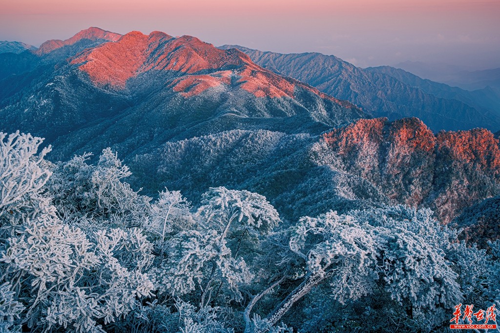 湖南郴州：山水画卷 天下莽山