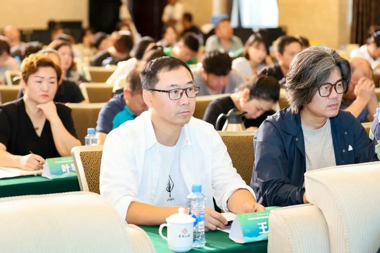 朱虹会长出席协会主办的2023“江西风景独好”新媒体引力大会并做主题演讲