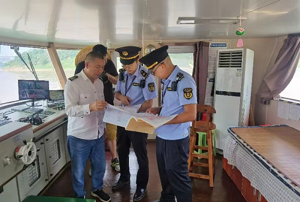 重庆港航海事部门：强化安全缺陷处置 确保船舶安全航行_fororder_图片1