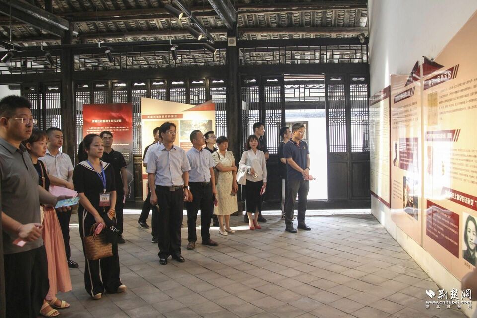 “荆楚民生观察团”普法主题调研·黄冈丨红色法治文化浸润人心