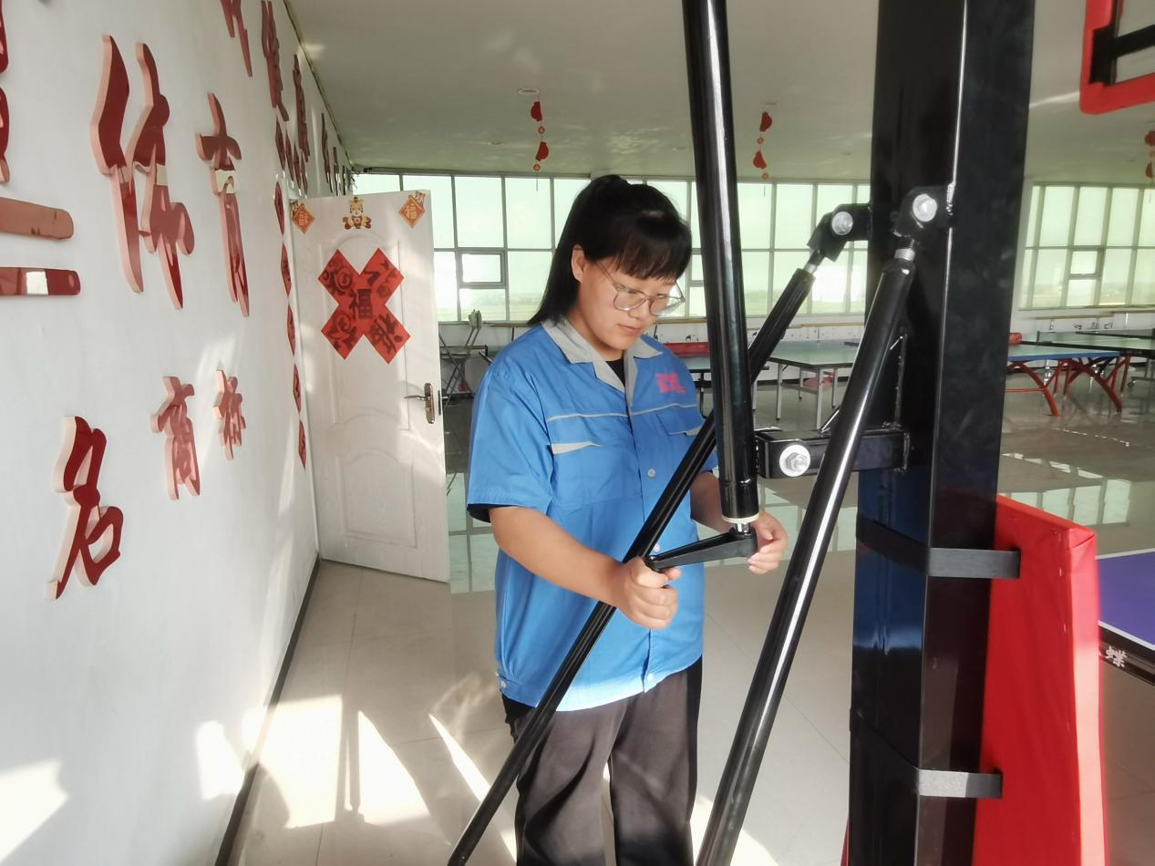 河北海兴：“微工厂”助力村民家门口就业_fororder_图片5