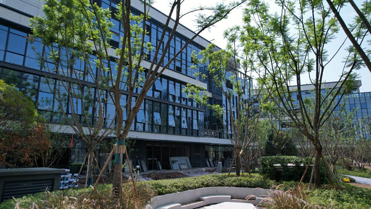 2023重庆智能建造系列报道丨中交重庆总部基地：打造智慧楼宇 建立低碳生态办公空间_fororder_图片1