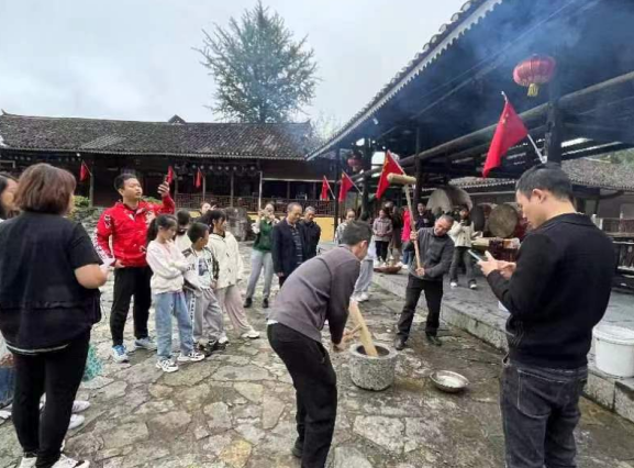 “十一”假期 重庆武隆乡村旅游人气旺_fororder_微信图片_20231007131904
