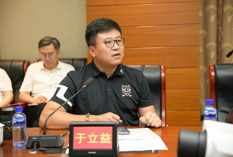 一场群英会，九位文艺大咖，为了这个话题共聚烟台！