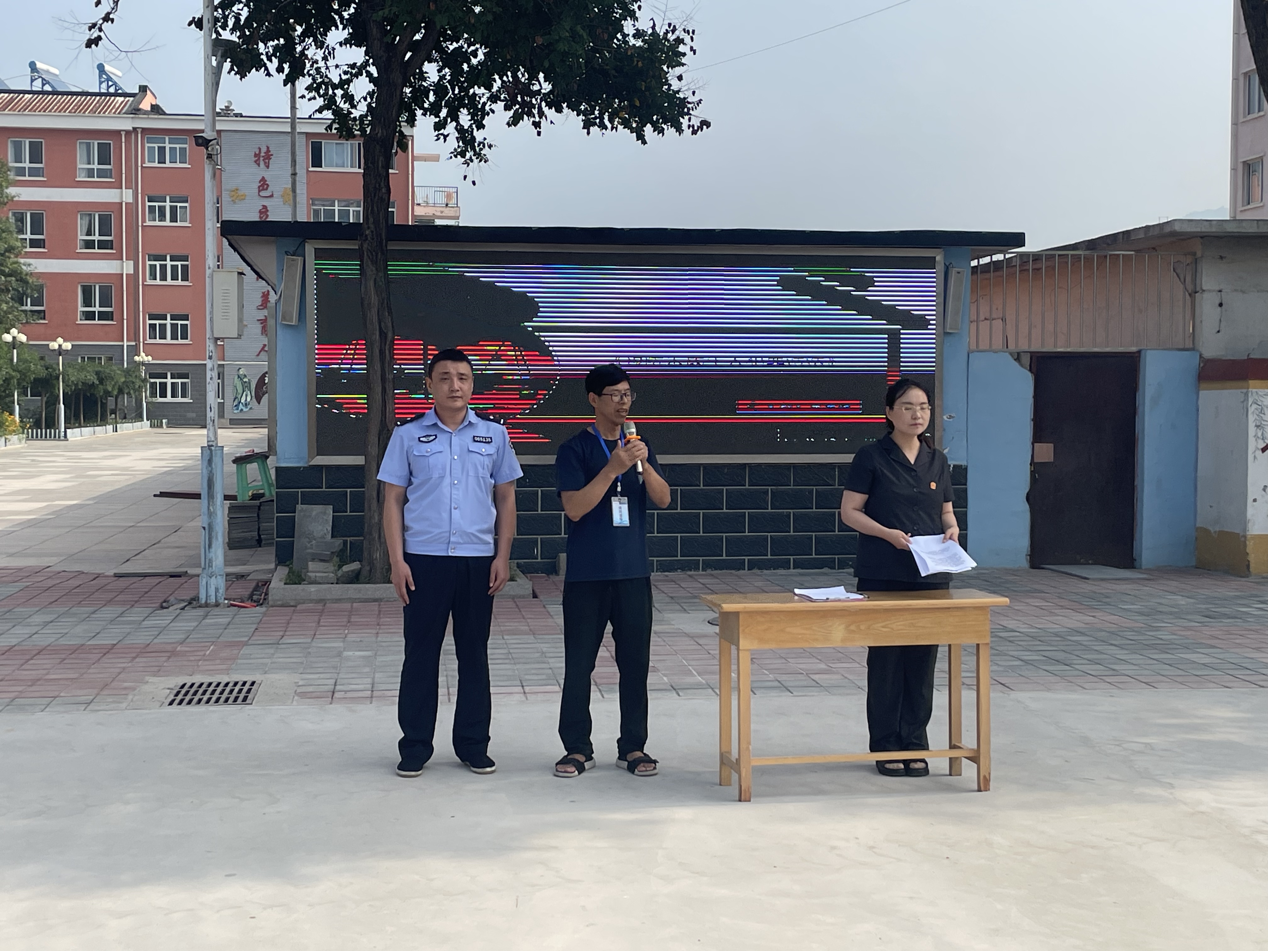 河北承德县：法治进校园 护航开学季_fororder_图1