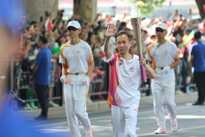 杭州第19届亚运会火炬传递启动仪式举行_fororder_1694152760677_64fab838ce023a0001c71513