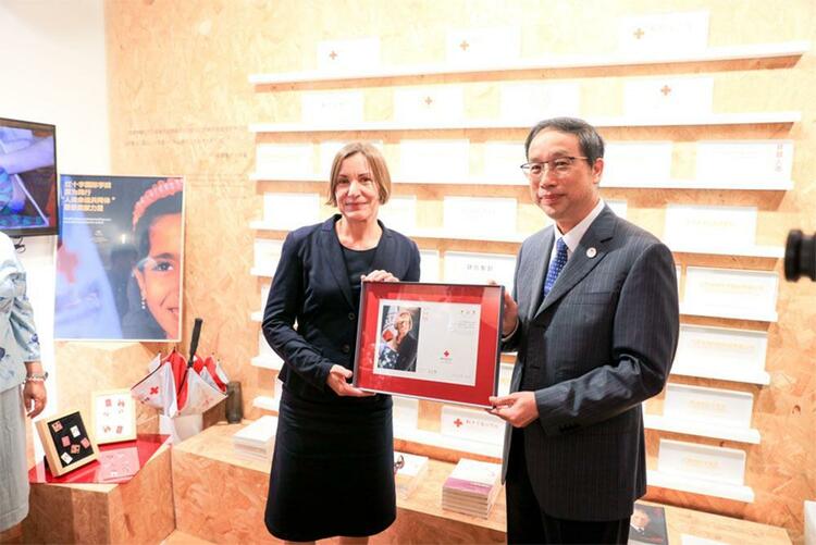 红十字国际委员会主席访问红十字国际学院并发表演讲