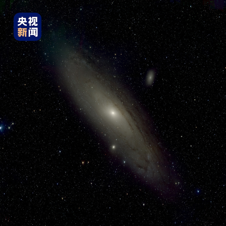 墨子巡天望远镜正式投入观测并发布仙女座星系照片