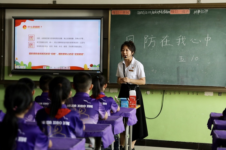 河北宁晋：国防教育“零距离”“真枪实弹”新体验_fororder_微信图片_20230918090747