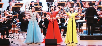 天交演绎“在那遥远的地方”_fororder_1