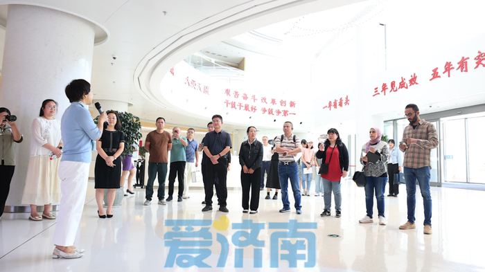 奋进新时代 外媒看济南｜外媒记者走进济南 感受泉城高质量发展脉动