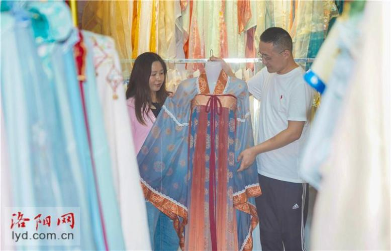 Promote Charm of Luoyang as Hanfu Trend Rises_fororder_图片5