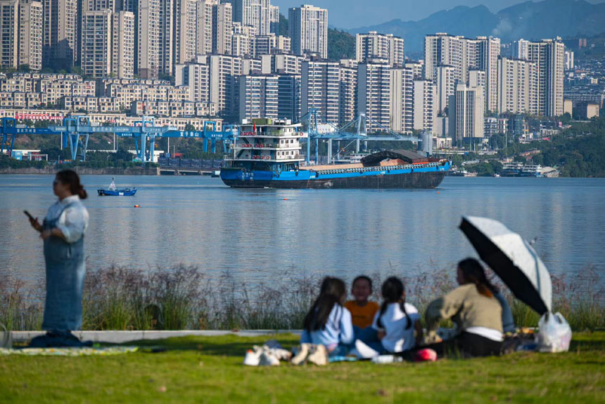 重庆万州：再现高峡平湖美景_fororder_LOCAL1697595623545RSPY1RZYYJ