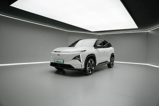 智能驾驶辅助升级 银河L7新增亚运幻影版_fororder_image003