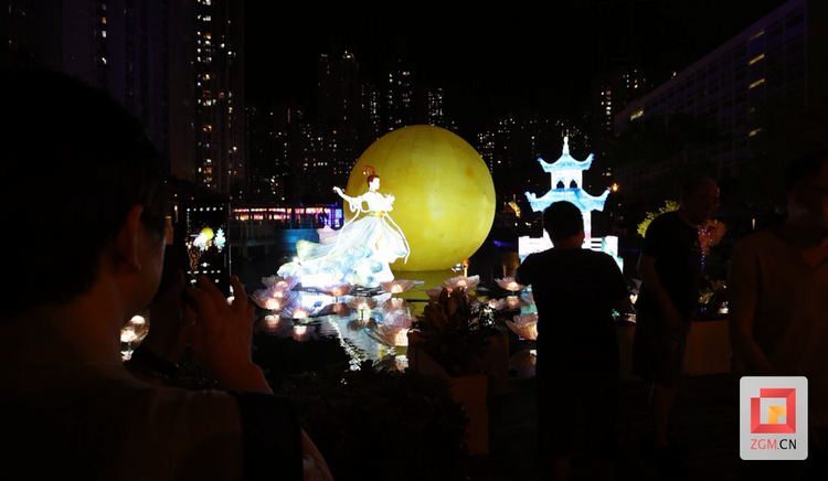 （转载）“川灯耀香江”中秋国庆灯会香港亮灯 川港特色灯组荣登“打卡顶流”