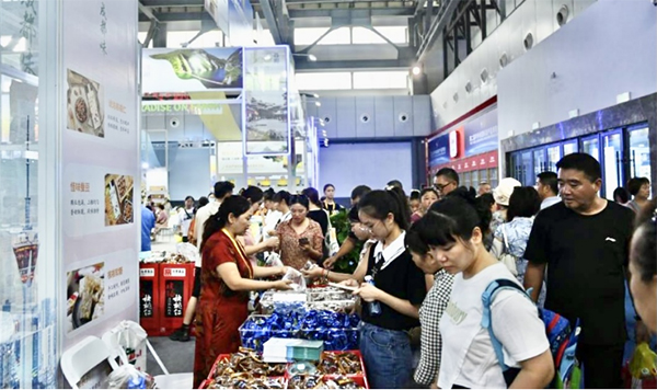 “成都造·成都味”走俏第二届地博会_fororder_未标题-3