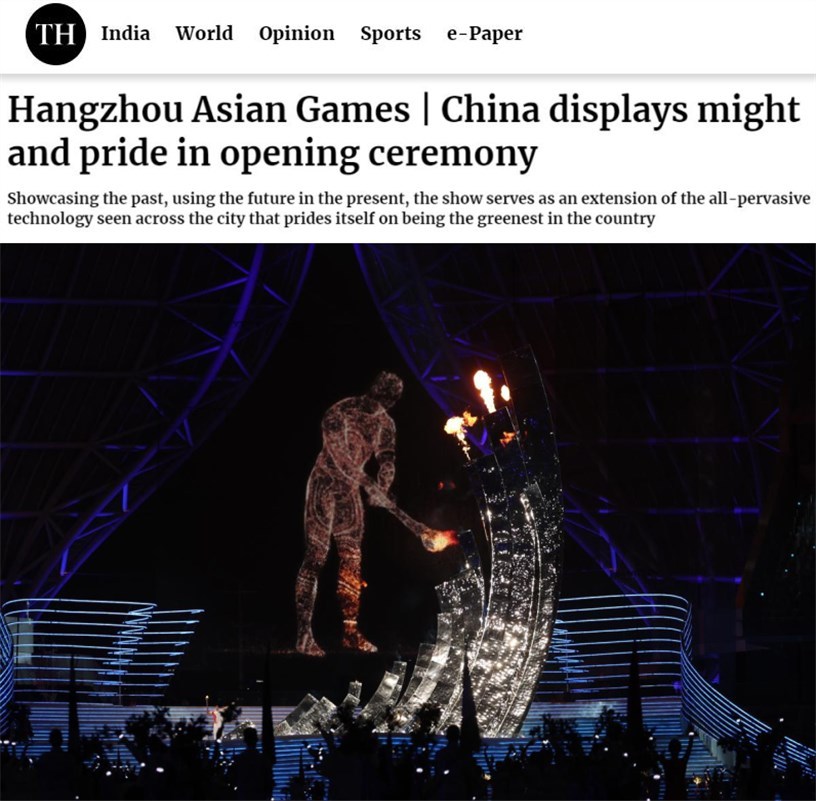 外媒赞叹：这是中国的浪漫与实力！