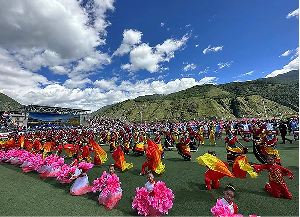 2023中国九龙第五届伍须海国际游海节群众文化活动开幕_fororder_图片2