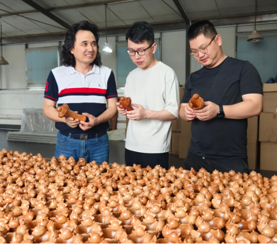 来自东阳！我们找到了亚运颁奖花束别具一格的秘密_fororder_1695784846849_65139f8ece023a0001cca0a6