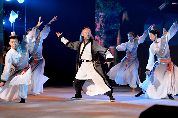 “安逸四川之夜”闪耀宜宾 四川向全球游客发出邀请_fororder_微信图片_20230928082845