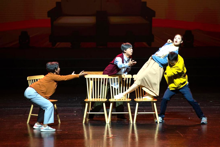 “大地情深”全国优秀群众文艺作品巡演（江西站）精彩上演_fororder_233