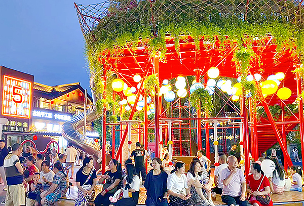 “边赏灯边玩夜” 成都这份最美夜景打卡攻略请收藏_fororder_文脉坊-供图-成都市城管委