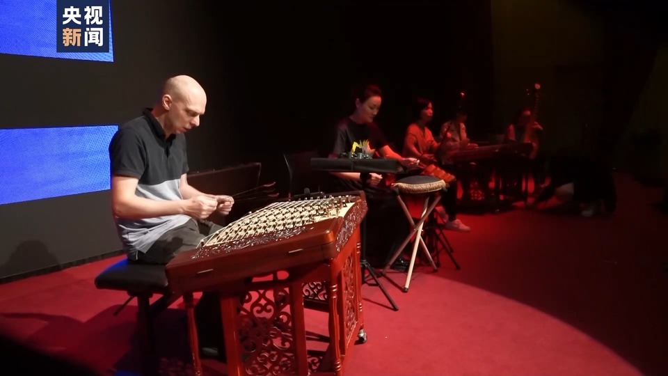 比利时作曲家：用扬琴奏响“中国记忆”