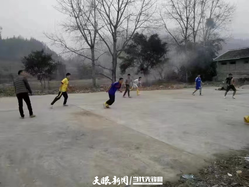村超 “追球者”：一支村寨足球队的激情与坚守