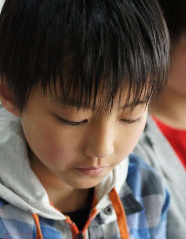 TFboys王俊凯15岁生日 海量童年照回顾成长史