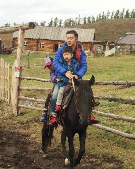 沙溢调侃儿子不如自己 录制现场状况频出