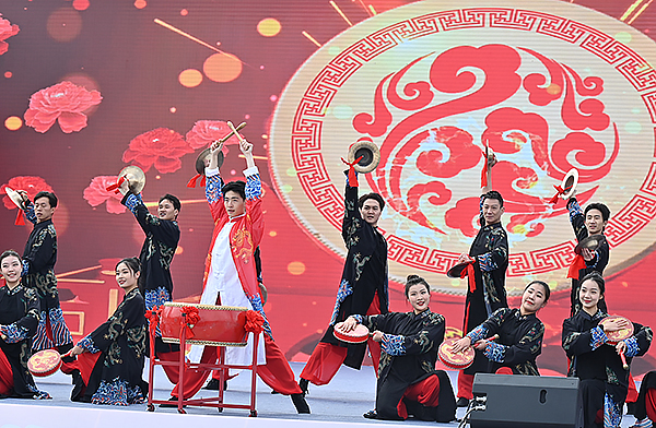 图片默认标题_fororder_文艺展演节目